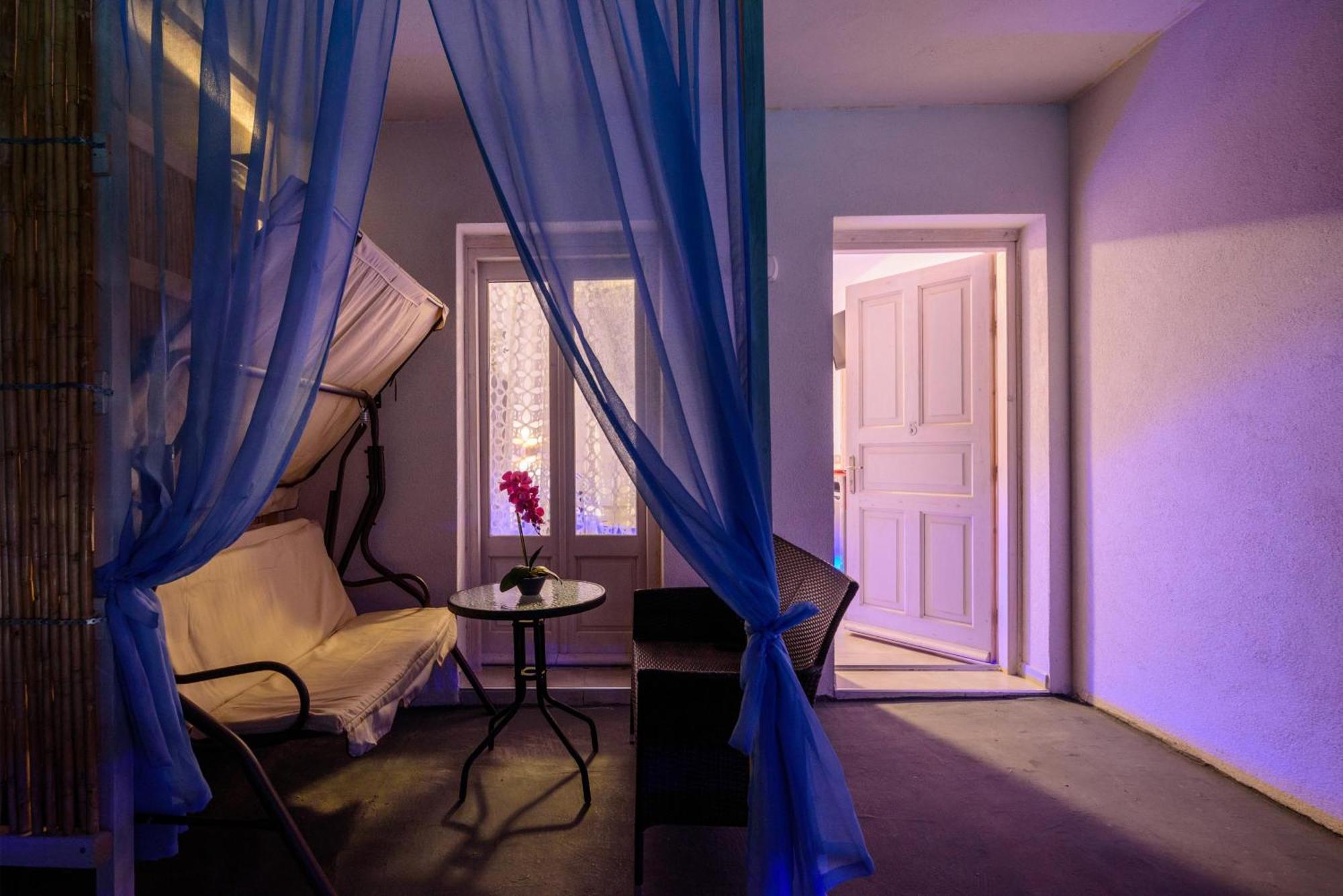 Nalu Suites ฟิรา ภายนอก รูปภาพ
