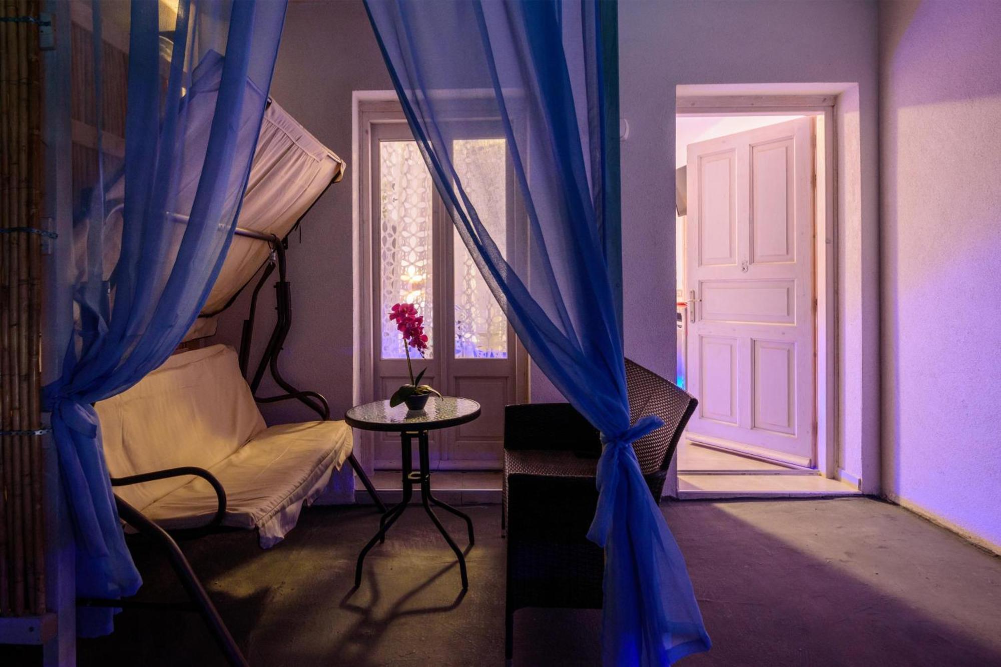 Nalu Suites ฟิรา ภายนอก รูปภาพ