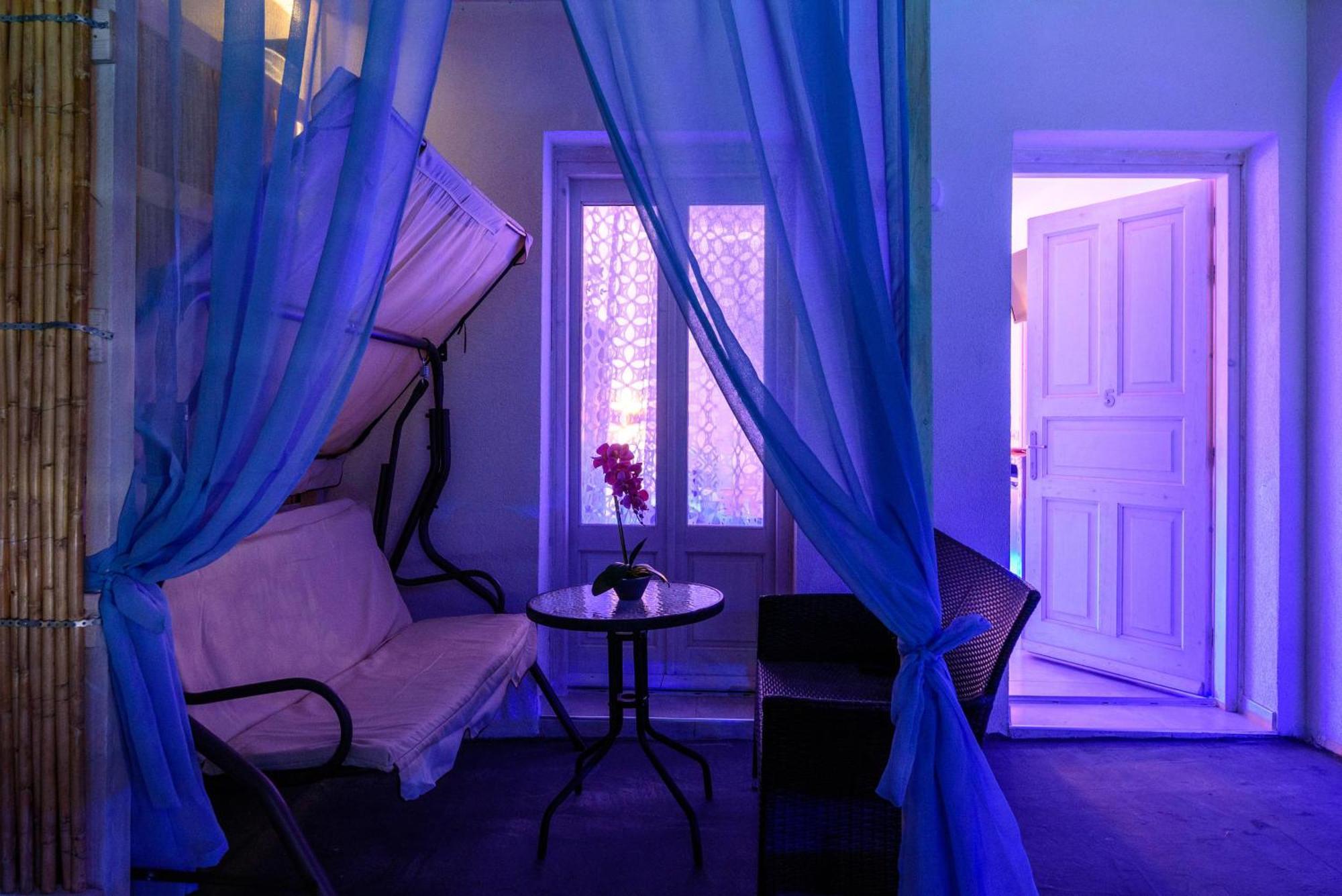 Nalu Suites ฟิรา ภายนอก รูปภาพ