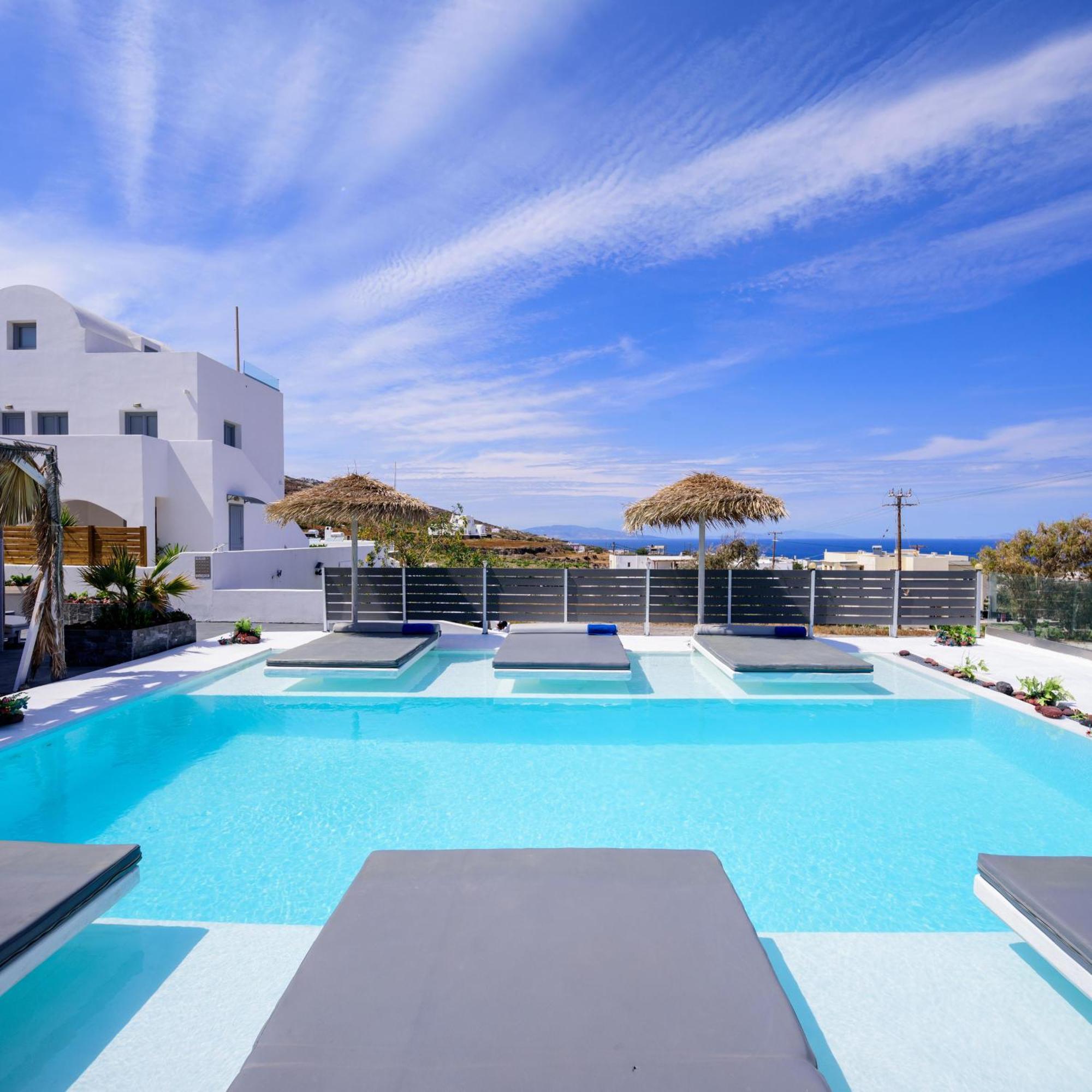 Nalu Suites ฟิรา ภายนอก รูปภาพ