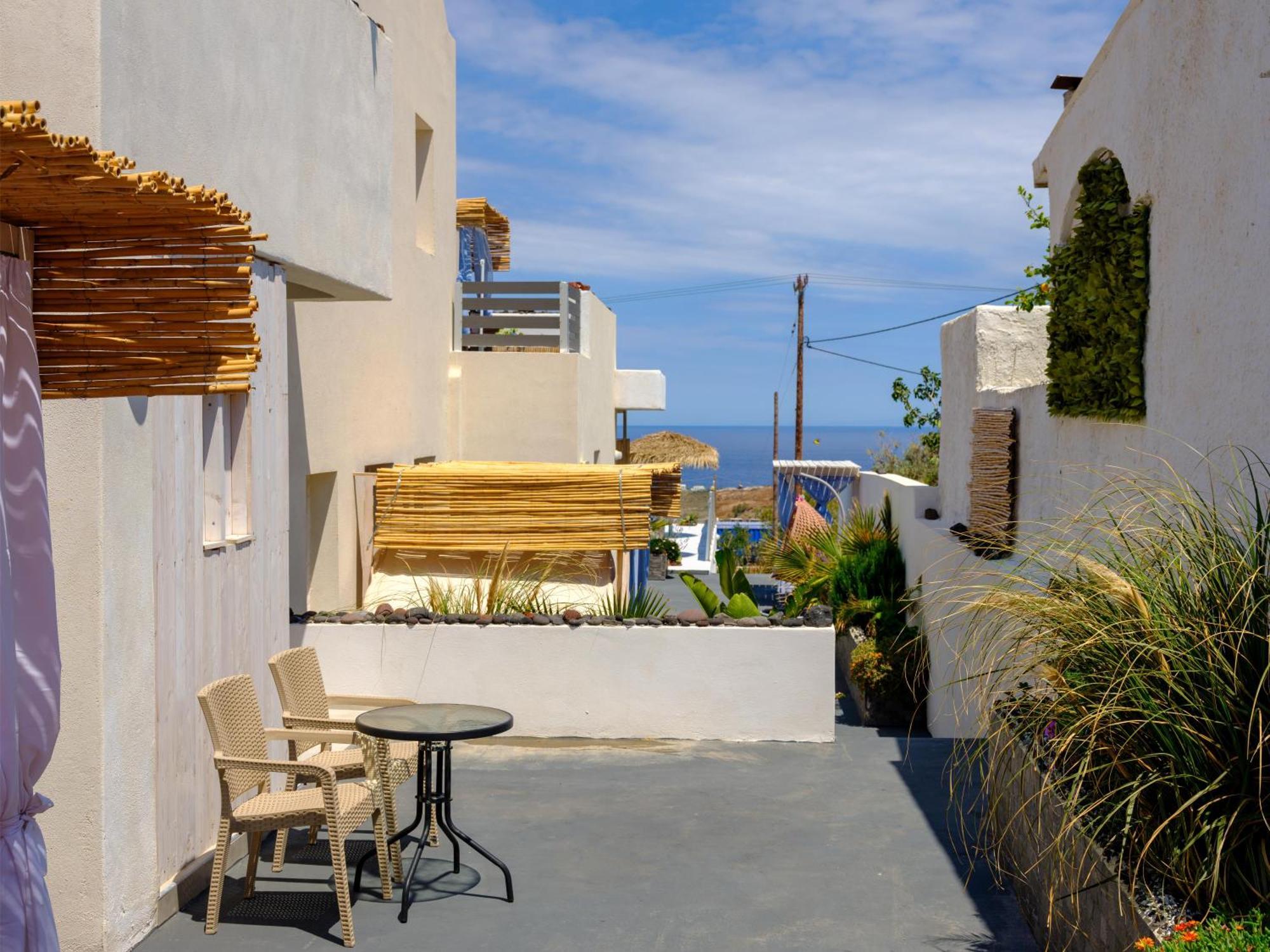 Nalu Suites ฟิรา ภายนอก รูปภาพ