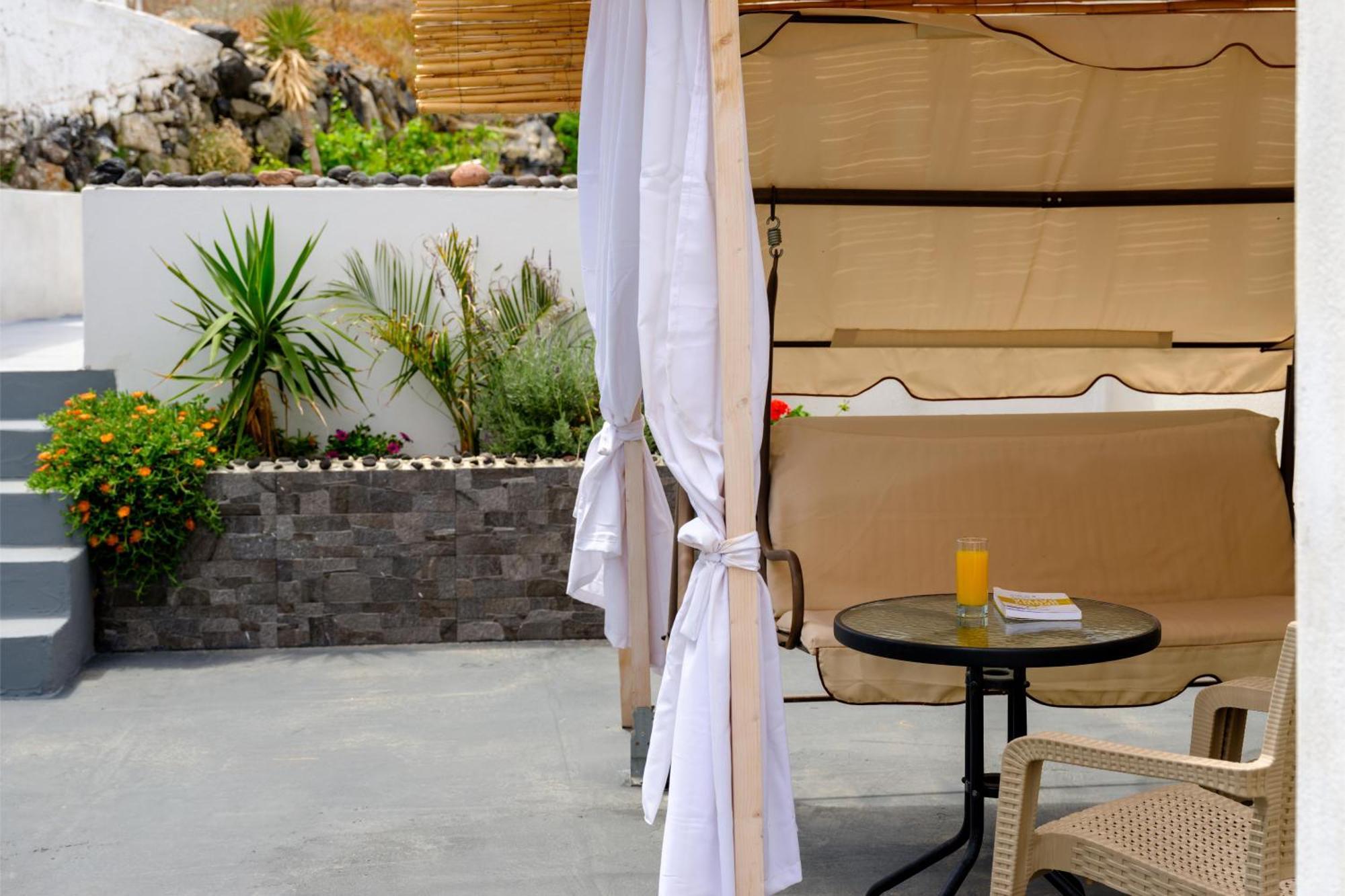 Nalu Suites ฟิรา ภายนอก รูปภาพ